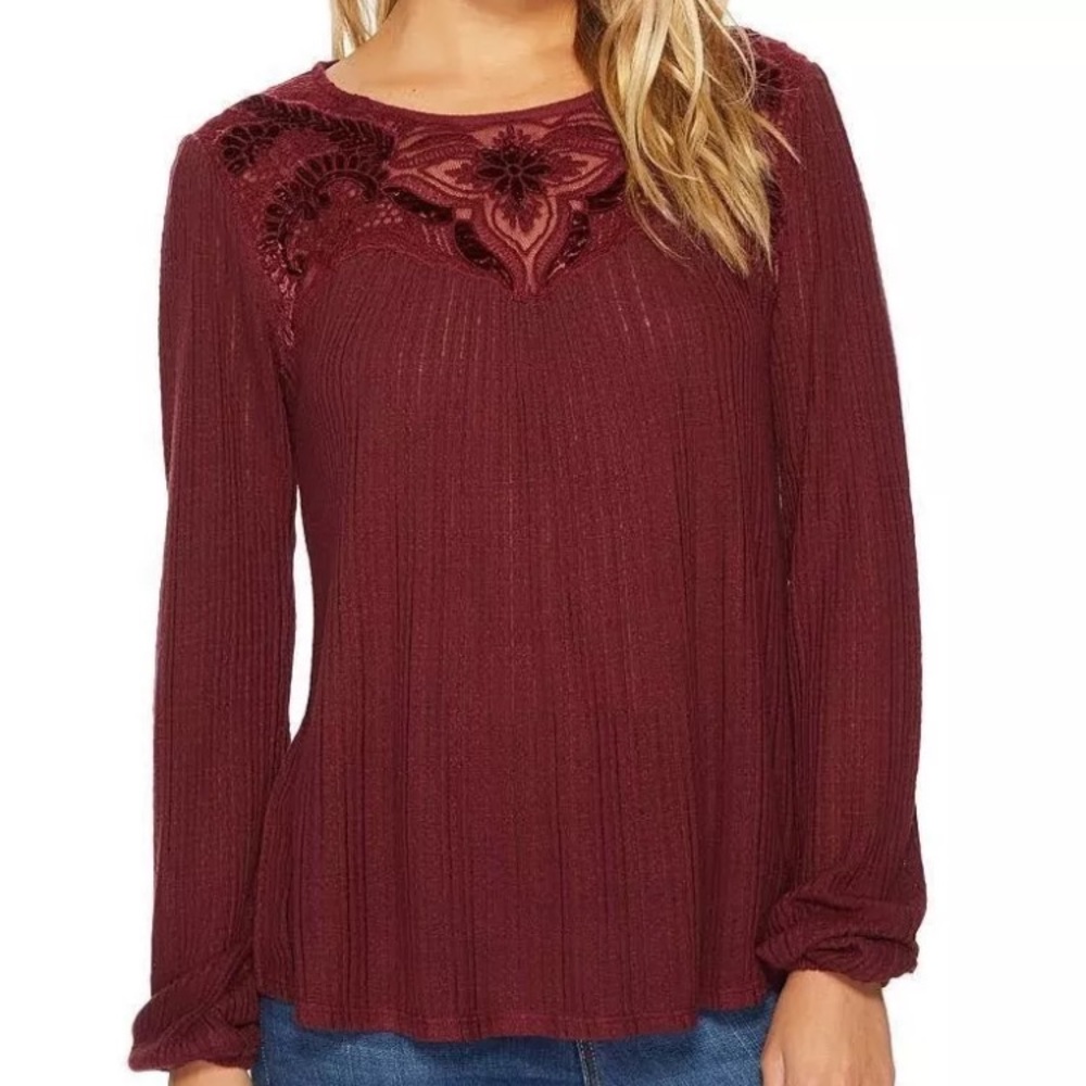 Lucky Brand maroon velvet&lace applique yoke top,M